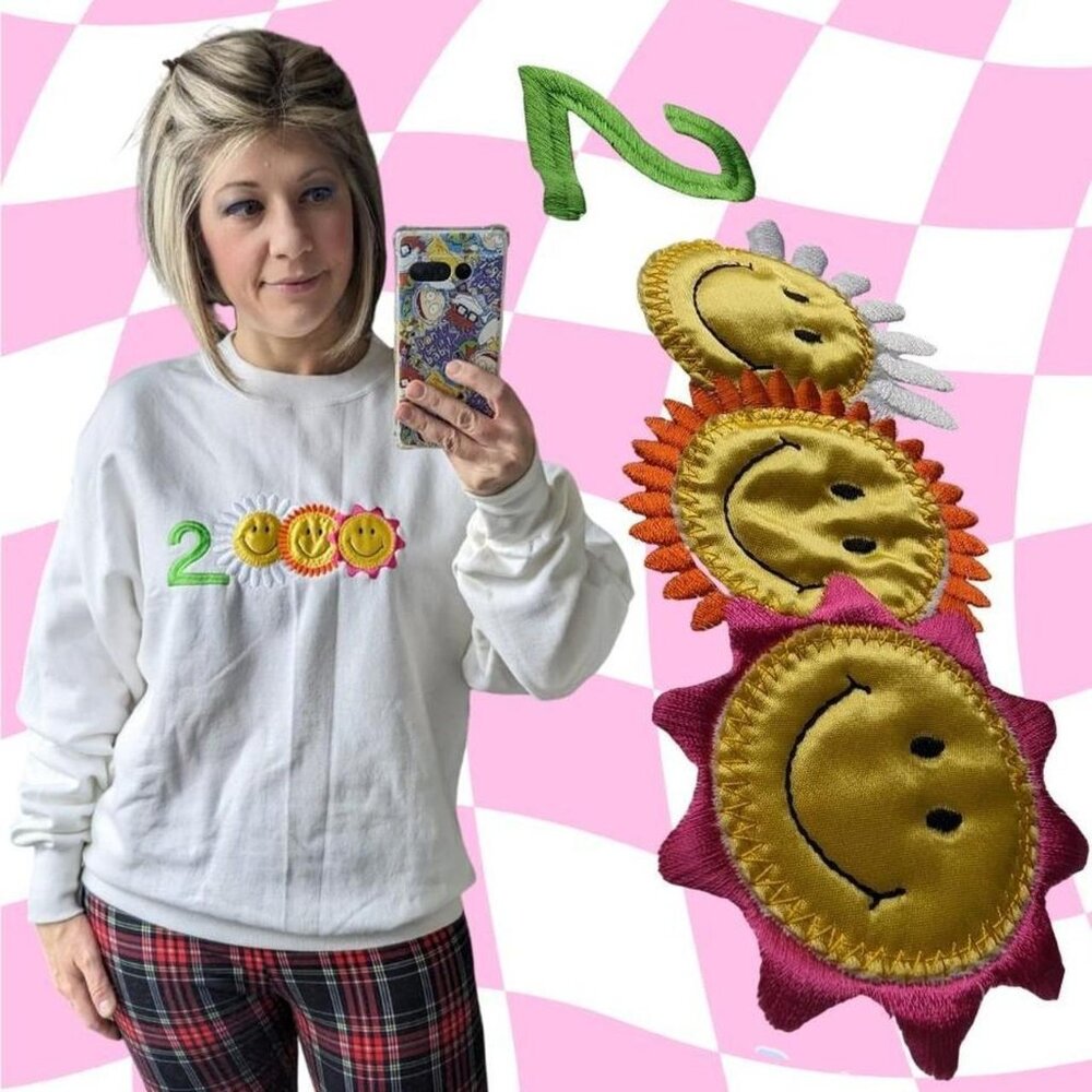 2000s Sweatshirt / Y2K Sweatshirt